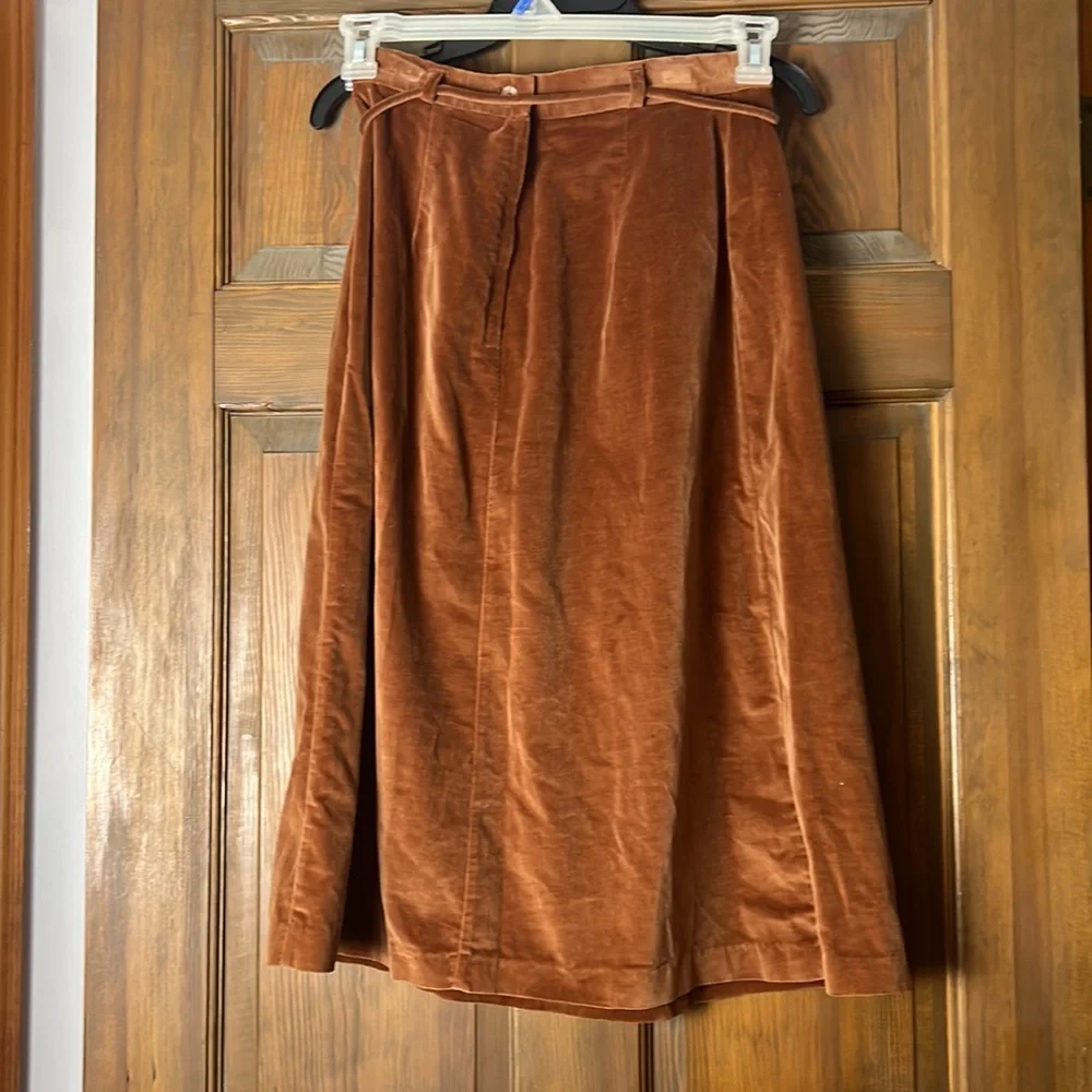 Brown suede long skirt size 11 - Picture 2 of 3